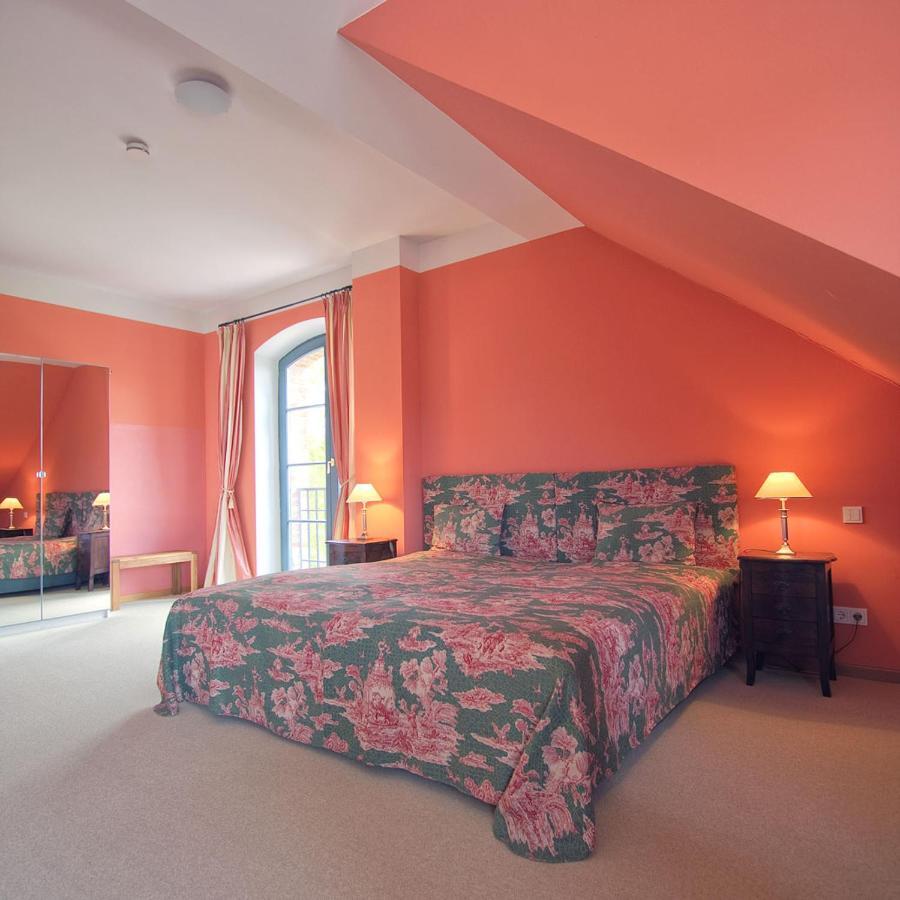 Hotel Burg Wanzleben 외부 사진