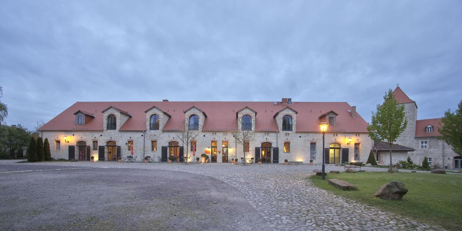 Hotel Burg Wanzleben 외부 사진